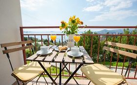 Villa Pergola-Apartment Toni